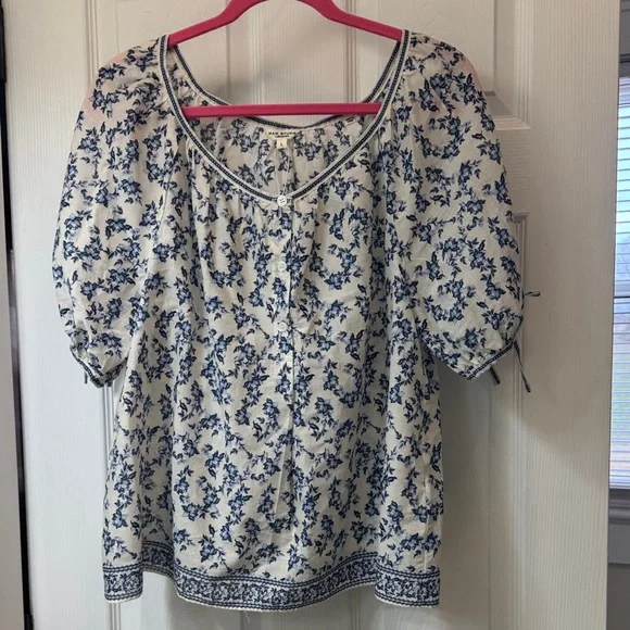Max Studio Blue Floral Blouse - Picture 1 of 8